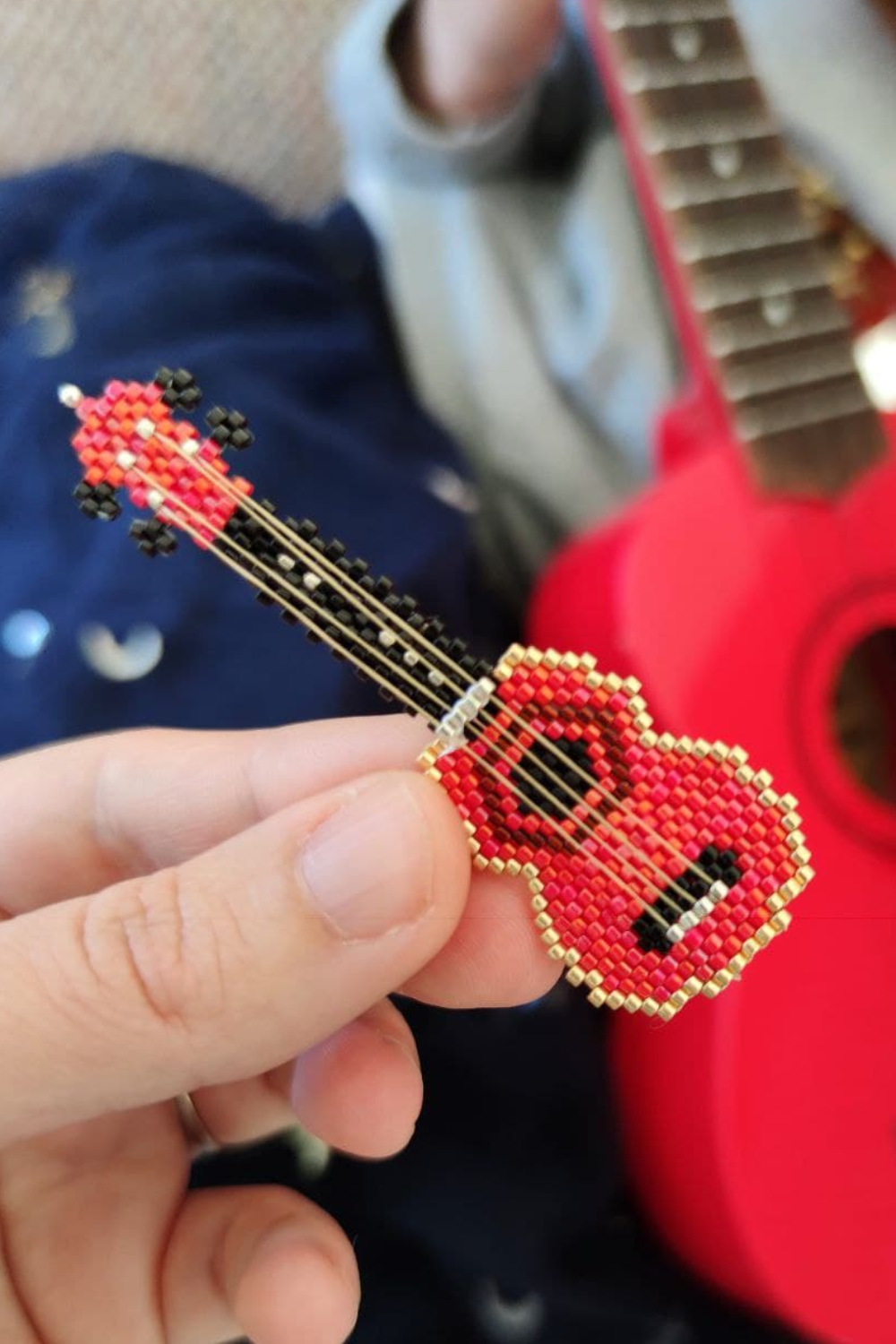 Schéma Tissage instrument de musique Ukulélé en perles Miyuki Delicas