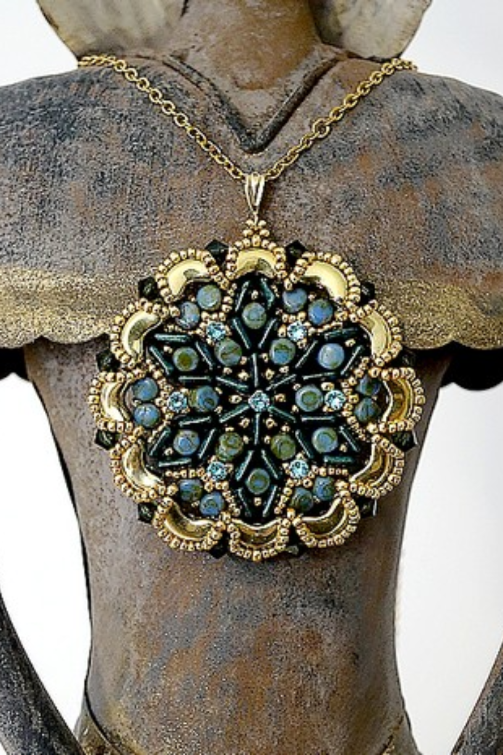 Schéma Pendentif Eulalie avec perles en verre Kalos, Arcos et Piros par Puca