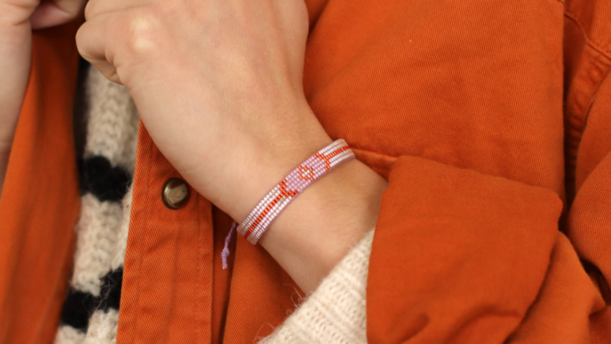 Bracelet Miyuki delicas 15/0 sur métier à tisser