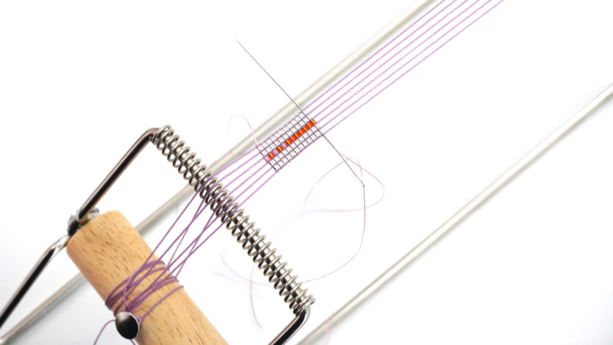 Bracelet Miyuki delicas 15/0 sur métier à tisser : Etape 2