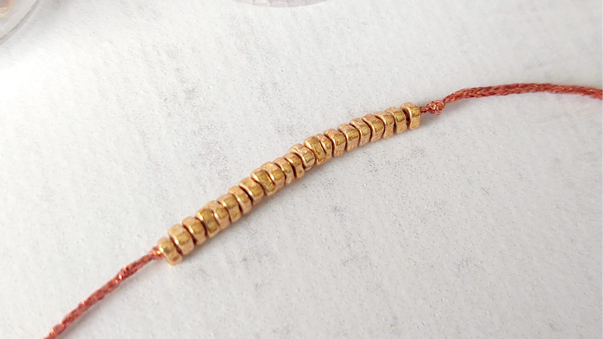 Bracelet multirangs avec fermoir interchangeable Hiilos par Little Mlle : Etape 8