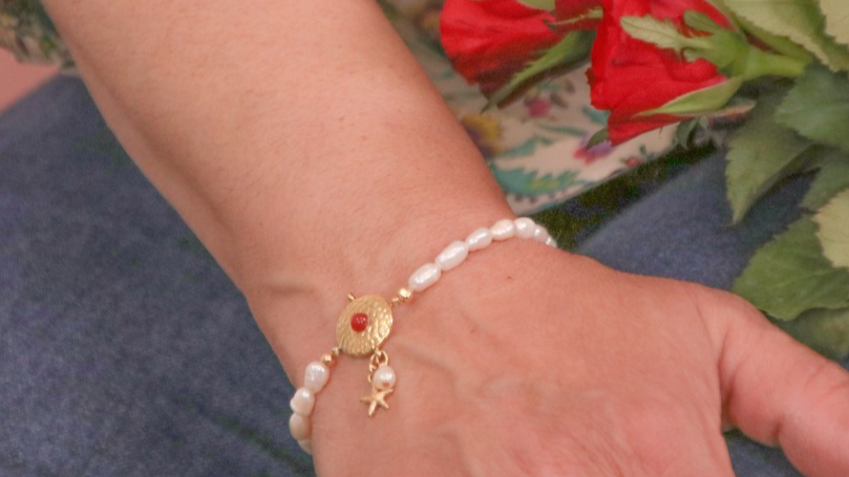 DIY Bracelet perles d'eau douce, pendentif rond martelé et breloque étoile de mer en acier inoxydable