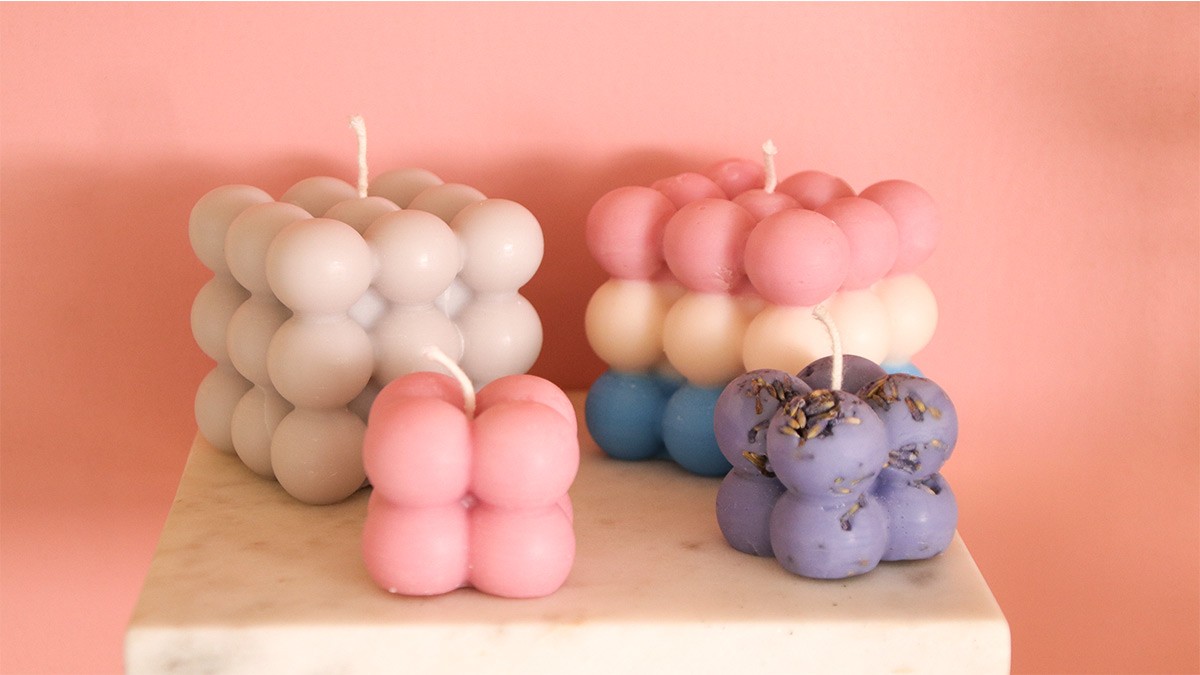 DIY Bougies Bubble colorées et tendance DIY Bougies Bubble colorées et tendance