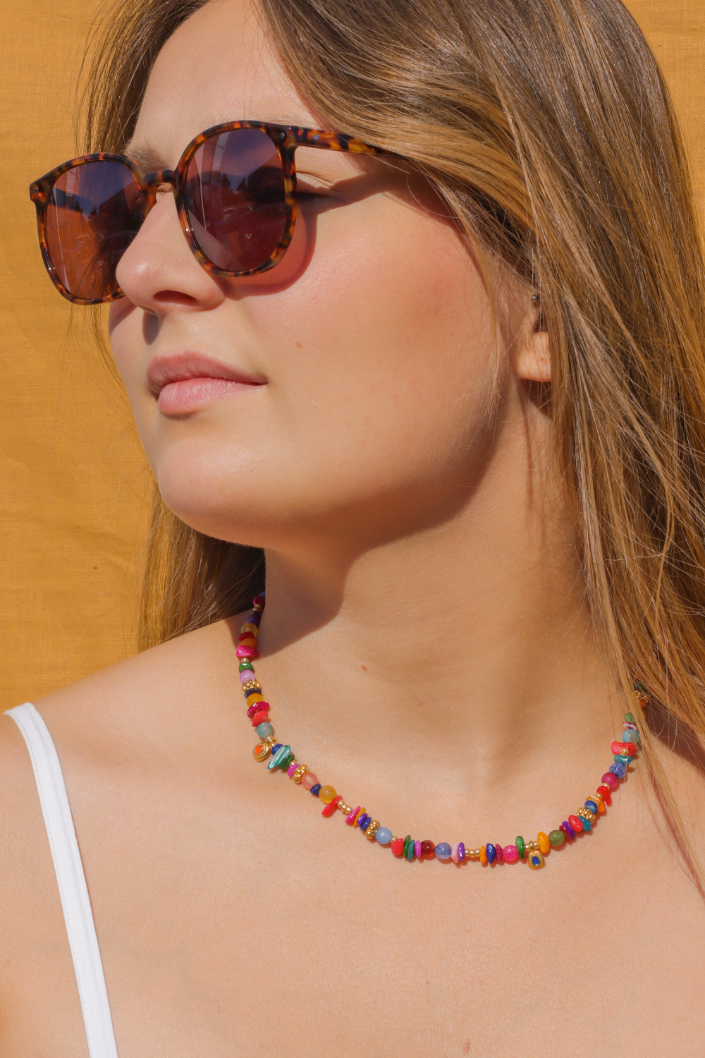 Schéma Tuto collier perles fantaisie en nacre et pierre gemme