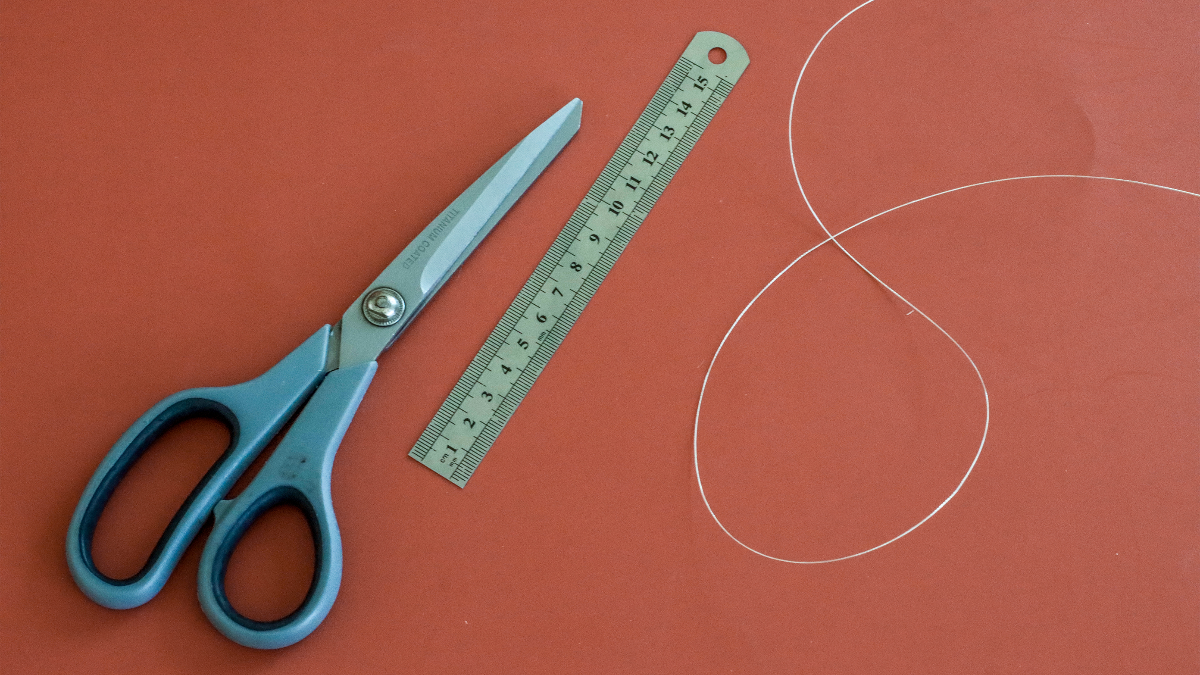 Tuto collier perles fantaisie en nacre et pierre gemme : Etape 1