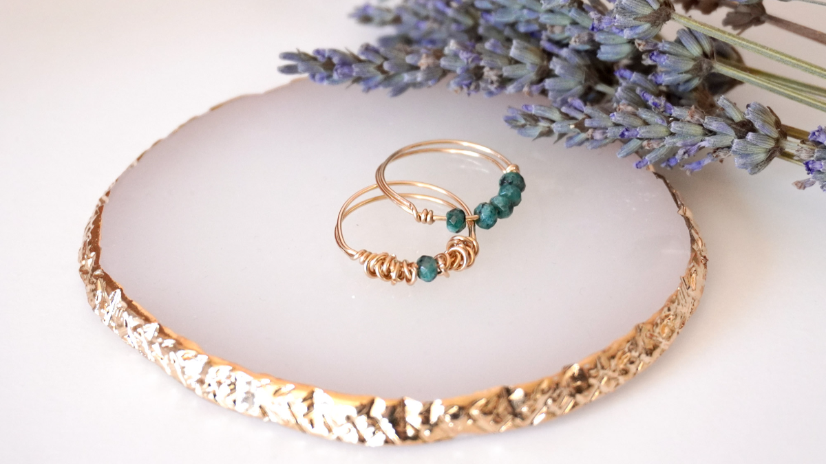 Créer sa bague en gold filled (or laminé) et quartz vert turquoise Créer sa bague en gold filled (or laminé) et quartz vert turquoise