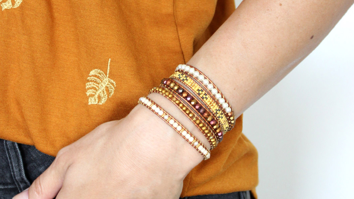 Bracelet Wrap multirangs avec cordon en cuir