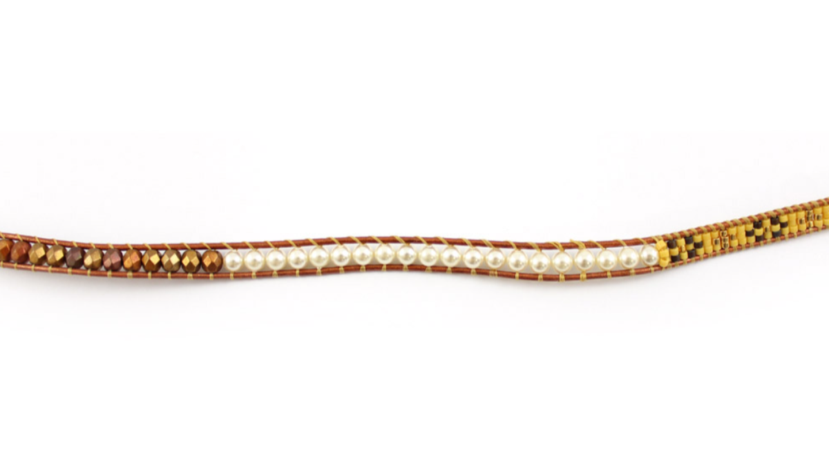 Bracelet Wrap multirangs avec cordon en cuir : Etape 5