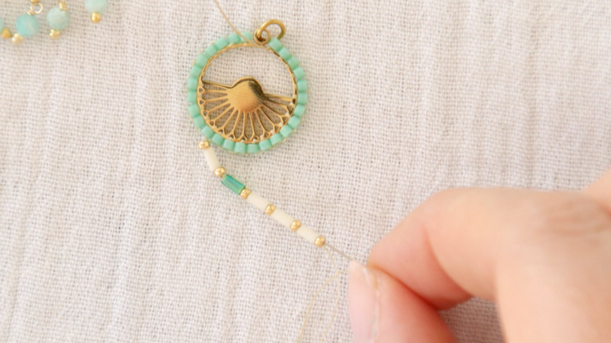 Boucles d'oreilles perles Miyuki Delica et Bugles Turquoise : Etape 6