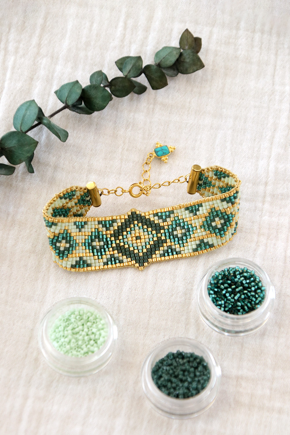 Schéma Bracelet au métier à tisser motif losange perles Miyuki delica Schéma Bracelet au métier à tisser motif losange perles Miyuki delica