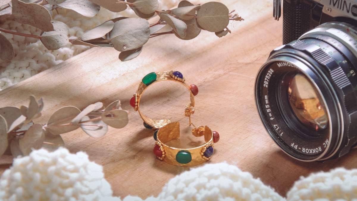 Créoles couleur or et Sodalite