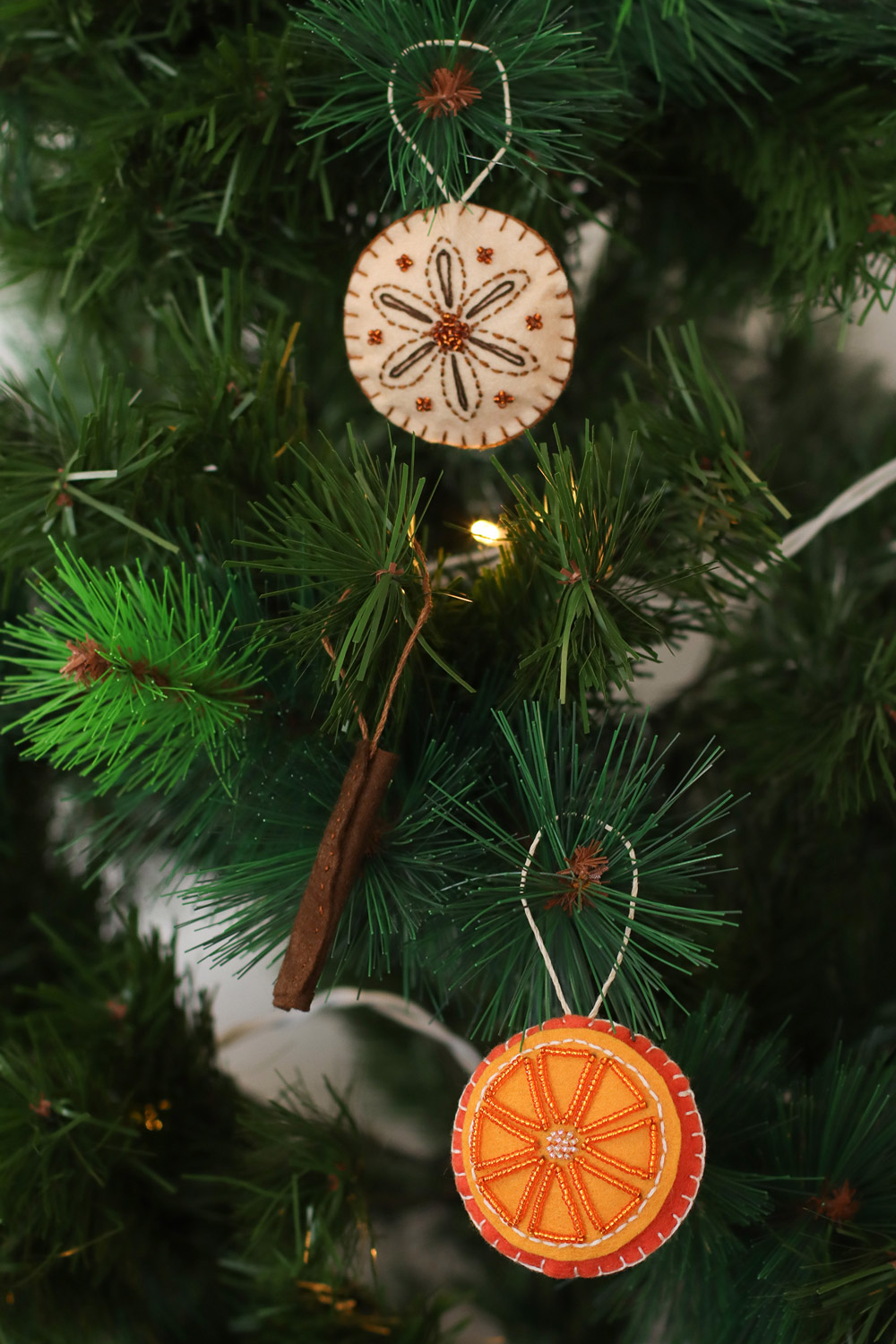 Schéma Patron feutrine Noël Déco de Sapin Senteurs de Noël