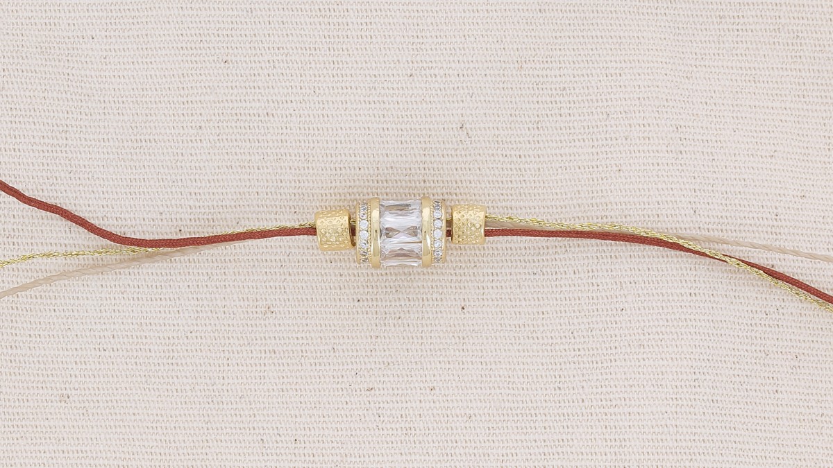 Bracelet cordon tressé pour femme : Etape 1