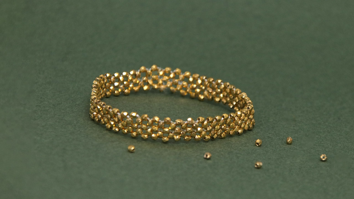 Schéma Bracelet élastique perles dorée en tissage RAW Right Angle Weave