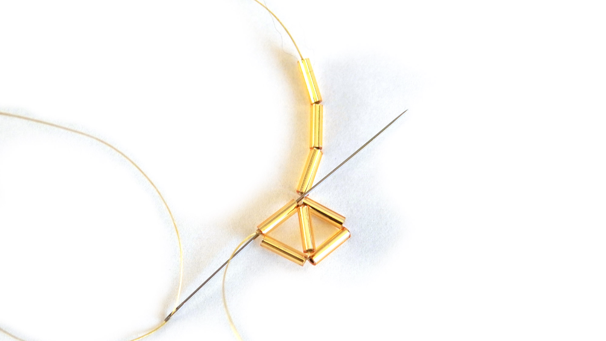 Étoile 3D en perles Bugles Miyuki style himmeli : Etape 3