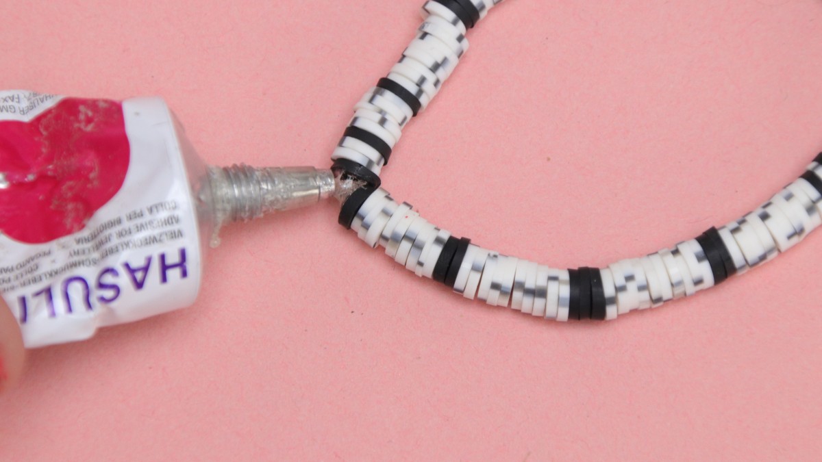 Bracelets élastiques rondelles heishi modèle Canopée : Etape 8