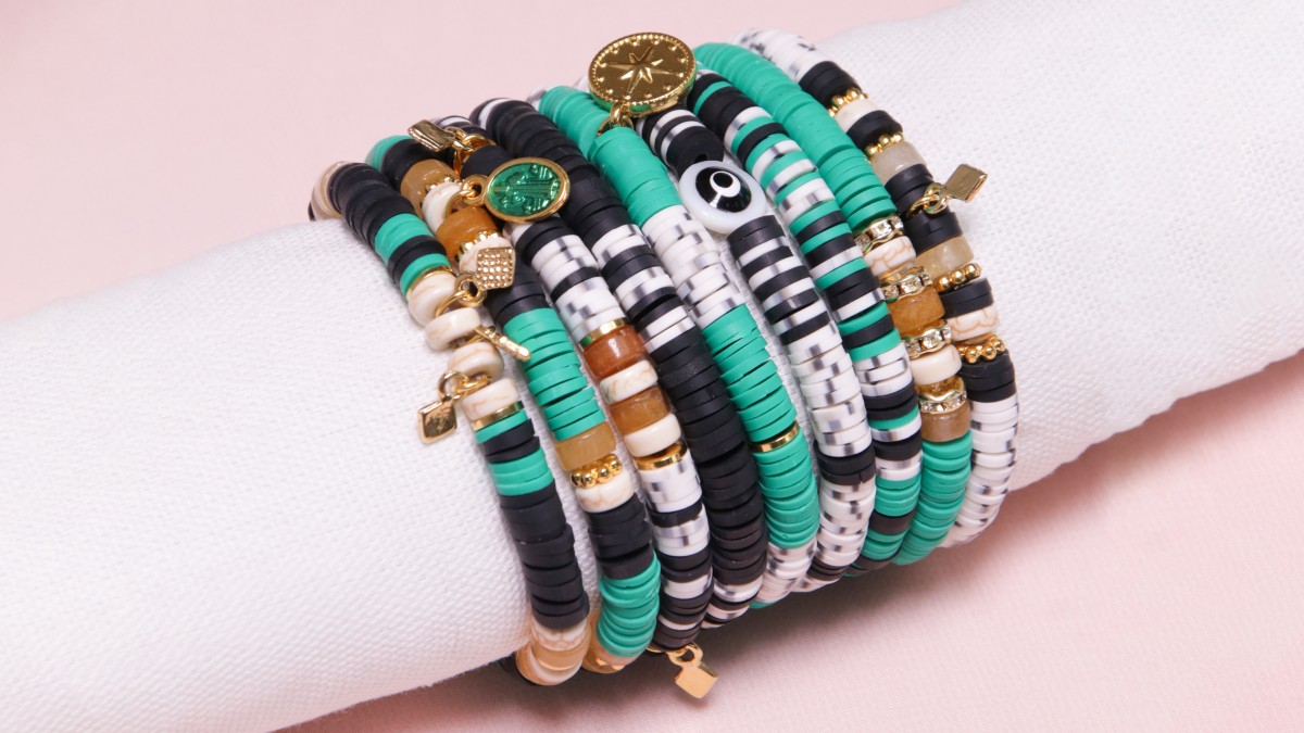 Bracelets élastiques rondelles heishi modèle Canopée : Etape 9