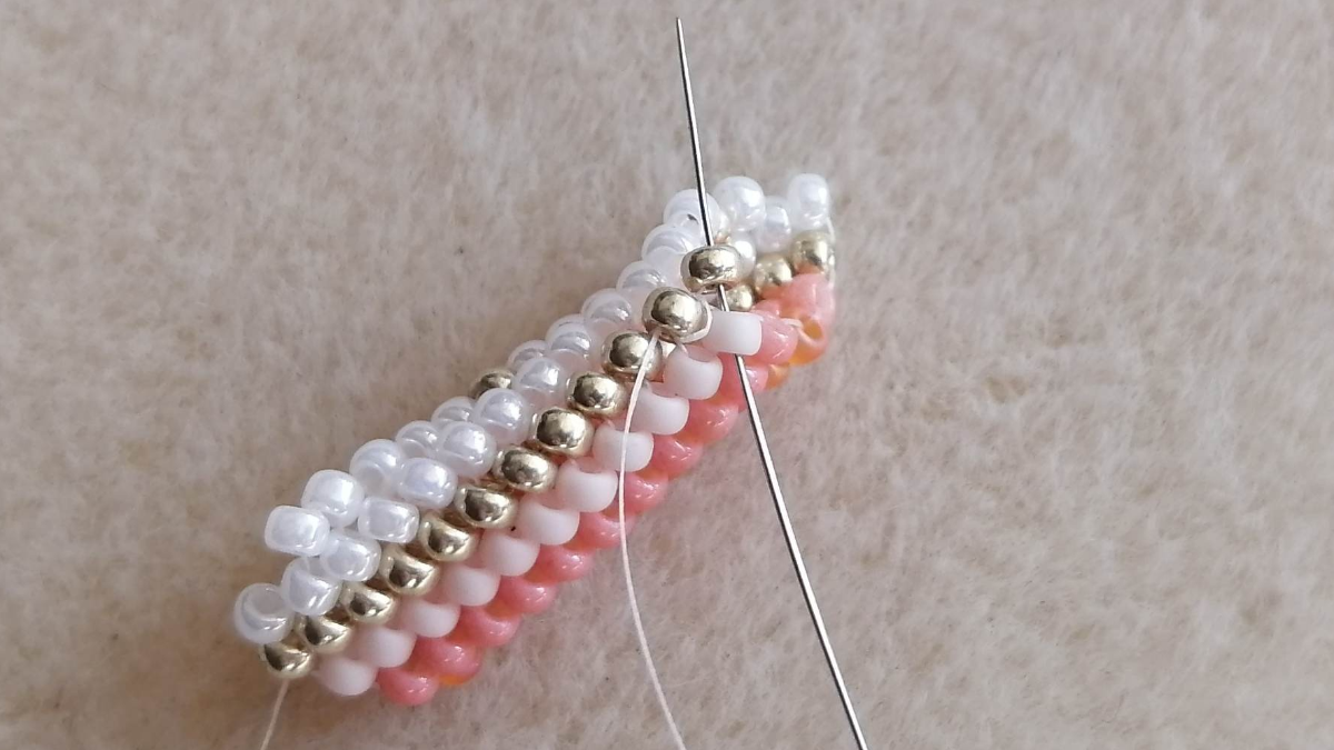 Bracelet peytwist ou spirale à l'aiguille pour débutant : Etape 12