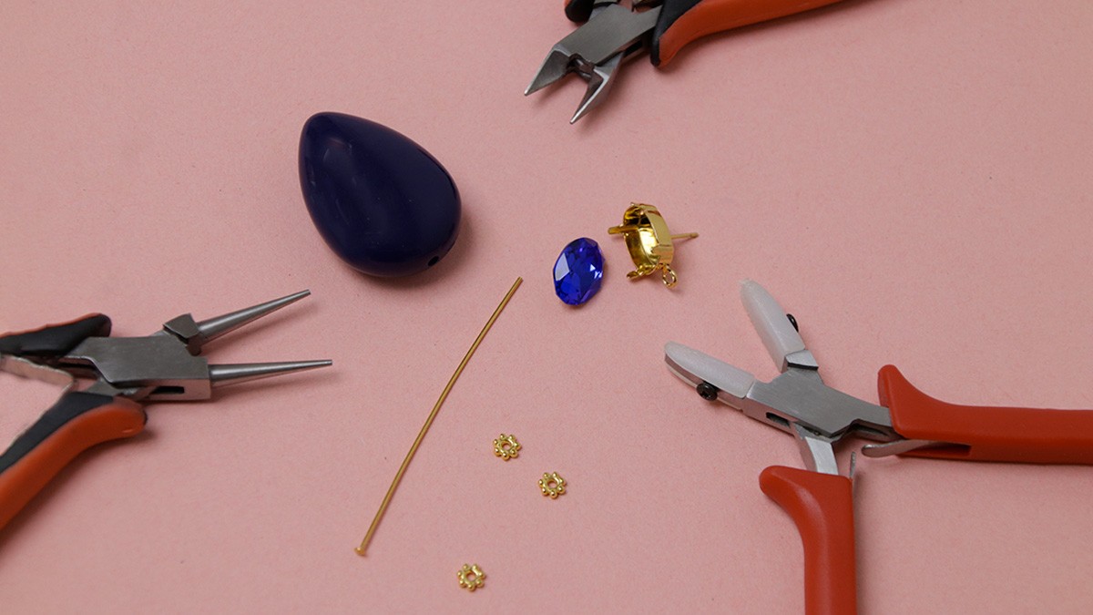 Boucles d'oreilles avec cristaux Aurora : Etape 1