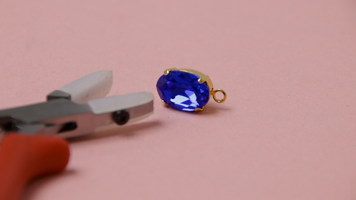 Boucles d'oreilles avec cristaux Aurora : Etape 2