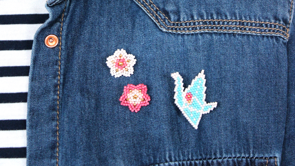 Schéma Broche oiseau style grue origami en tissage Brick Stitch