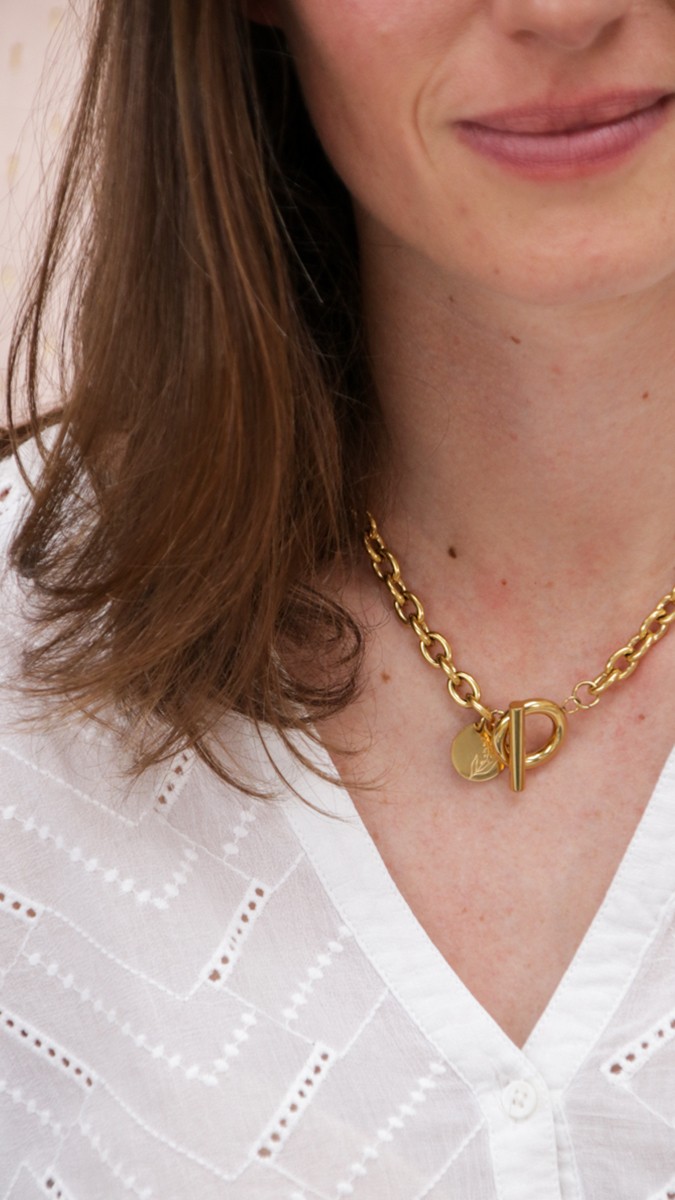 Schéma Bracelet en acier inoxydable doré avec fermoir T