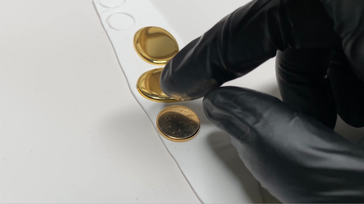 Boucles d'oreilles pendantes en polymère, encre et résine UV : Etape 4