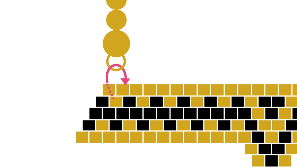 Collier perles Miyuki noir et doré en Brick Stitch : Etape 8