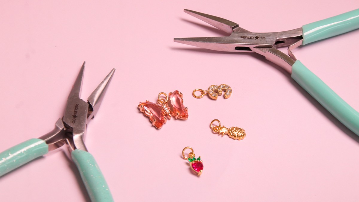 Mini créoles et breloques fantaisies : Etape 3