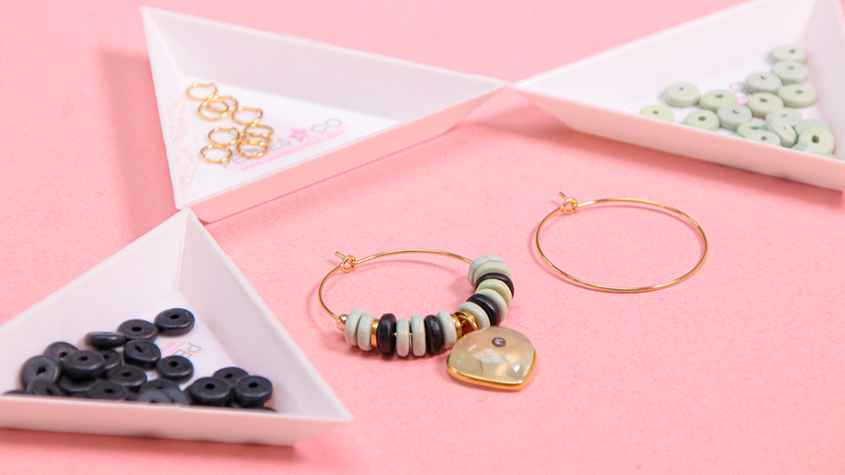 Tuto facile créoles en pierre gemme prehnite : Etape 2 Tuto facile créoles en pierre gemme prehnite : Etape 2