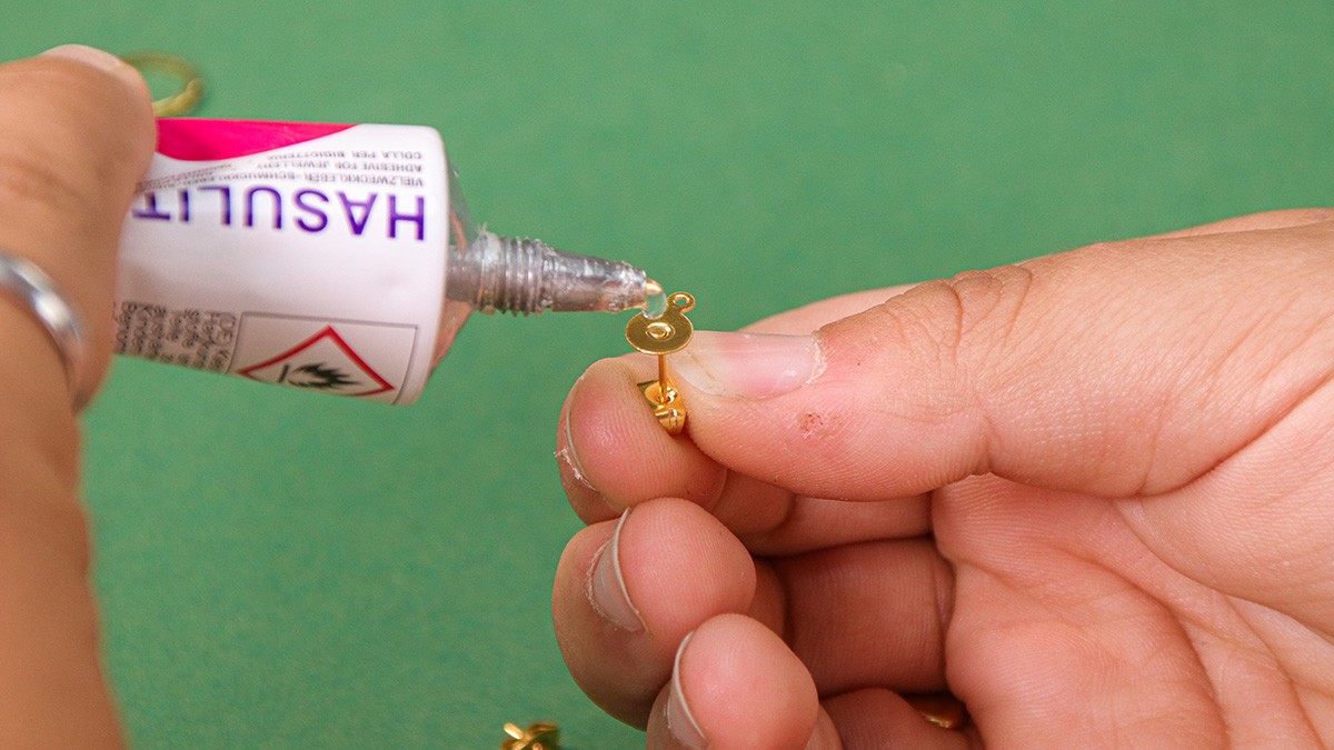 Tuto facile, boucle d’oreilles dépareillées en pierre gemme quartz : Etape 1