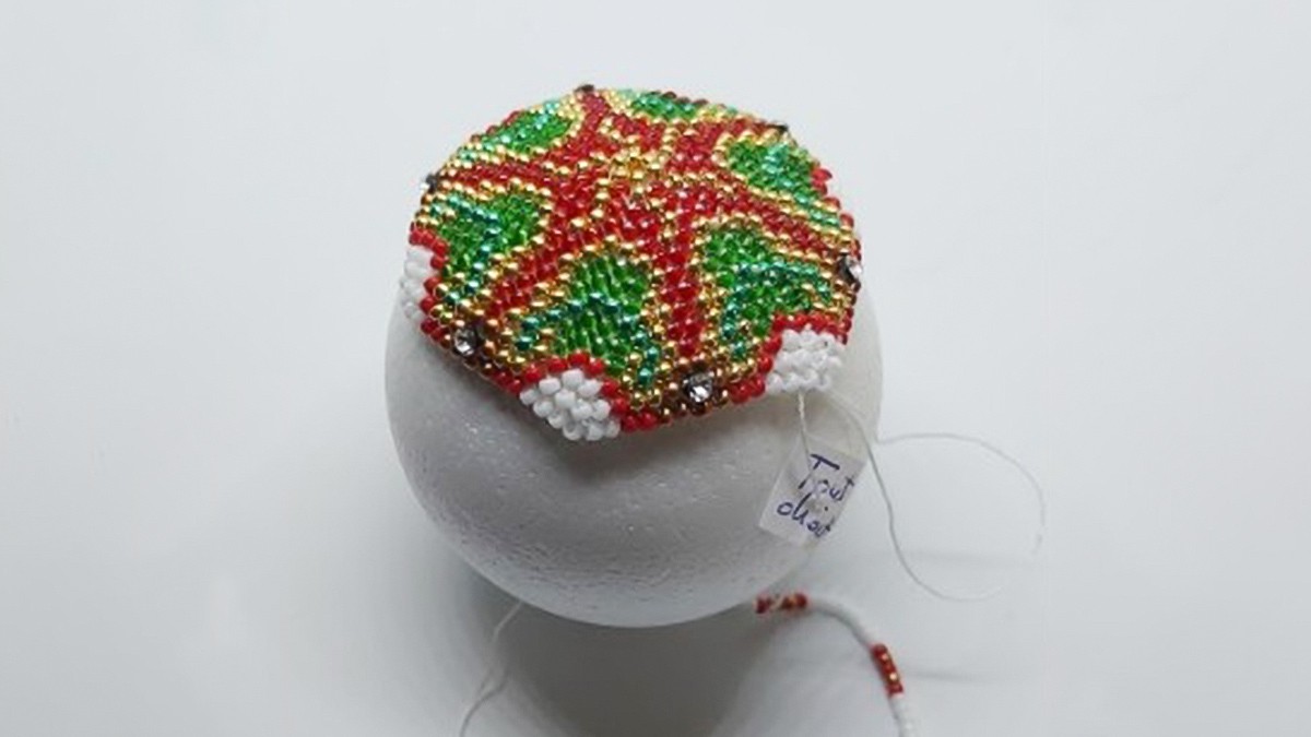 DIY Boule de Noël en spirale au crochet : Etape 5