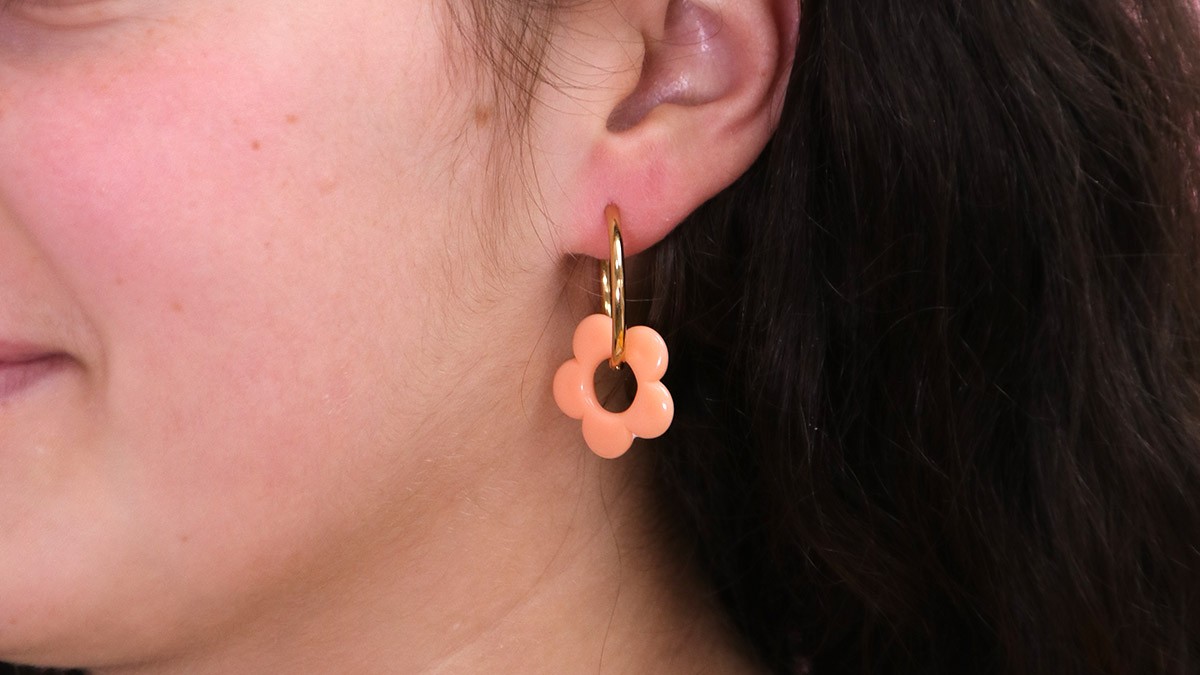 DIY Boucles d'oreilles Peach Fuzz faciles à faire : Etape 1 DIY Boucles d'oreilles Peach Fuzz faciles à faire : Etape 1