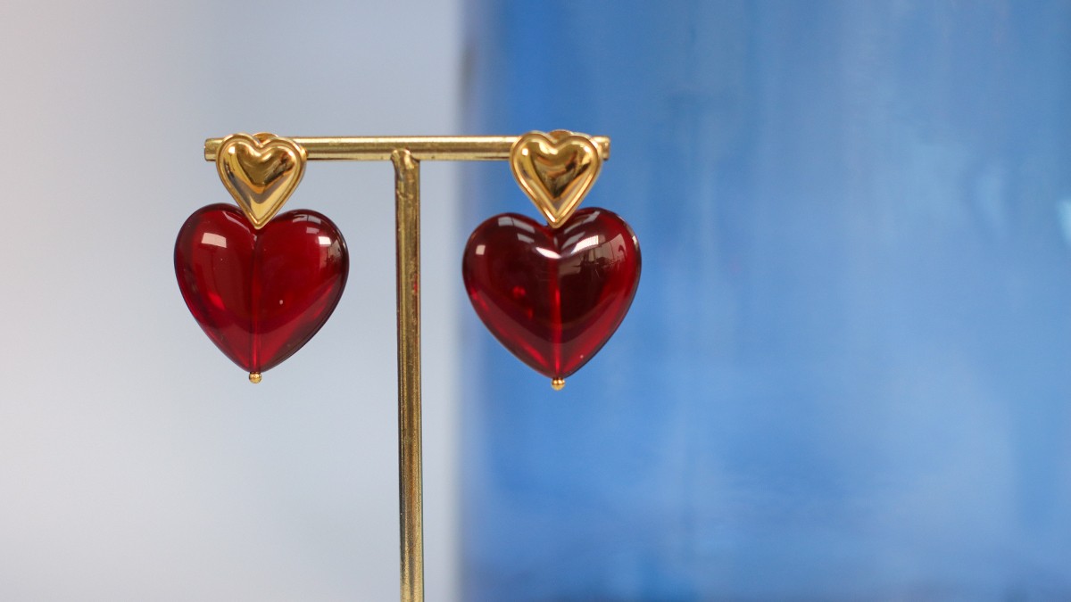 Schéma Boucles d'oreilles maxi coeurs en résine Schéma Boucles d'oreilles maxi coeurs en résine