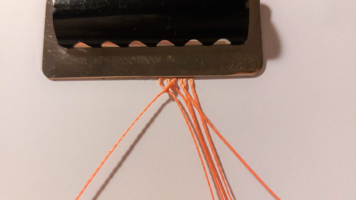 Bracelet d'été en micro-macramé : Etape 3 Bracelet d'été en micro-macramé : Etape 3