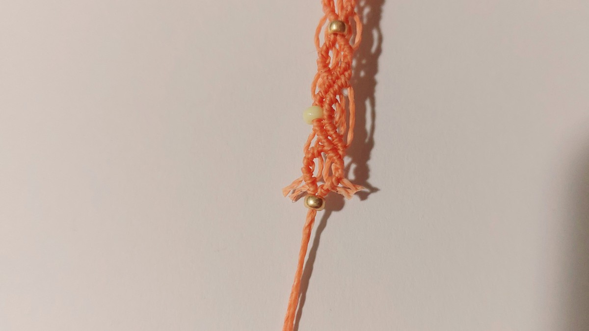 Bracelet d'été en micro-macramé : Etape 23 Bracelet d'été en micro-macramé : Etape 23