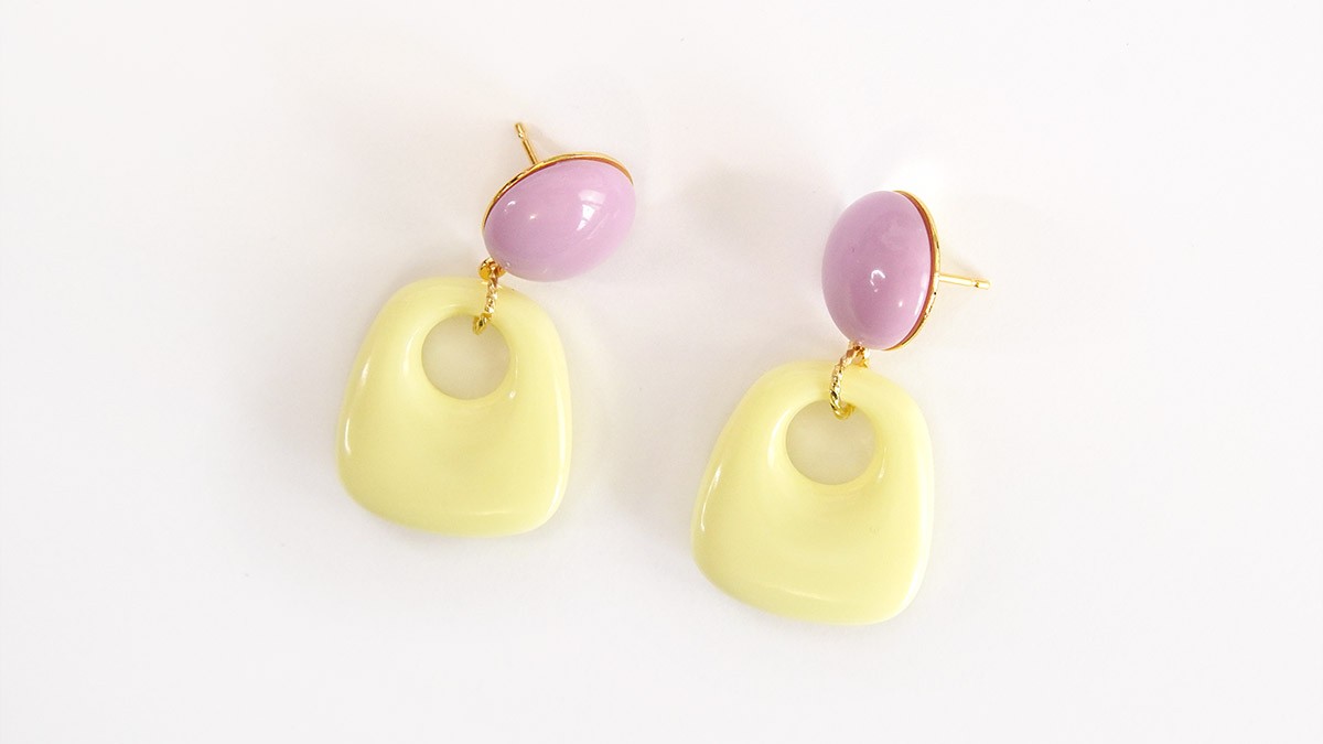Boucles d'oreilles pendantes aux couleurs estivales : Etape 3