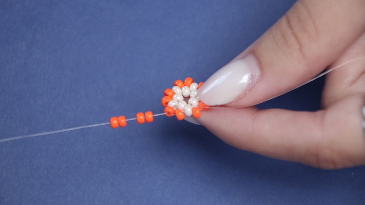 Boucles d'oreilles pendantes en étoile de mer : Etape 6