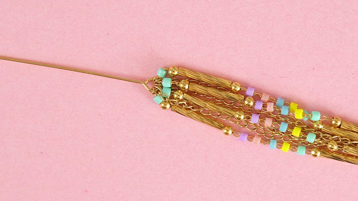 Boucles d'oreilles pendantes avec chaînes pastel : Etape 3