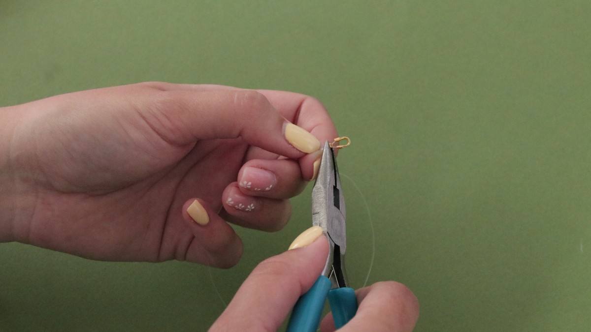 Bracelets fins en pierre naturelle rose : Etape 1