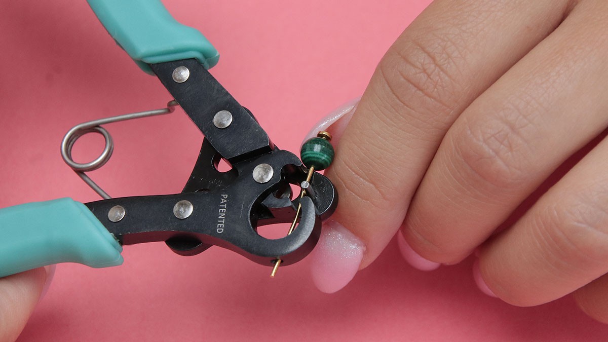 Créoles multi breloques avec pierres naturelles : Etape 1