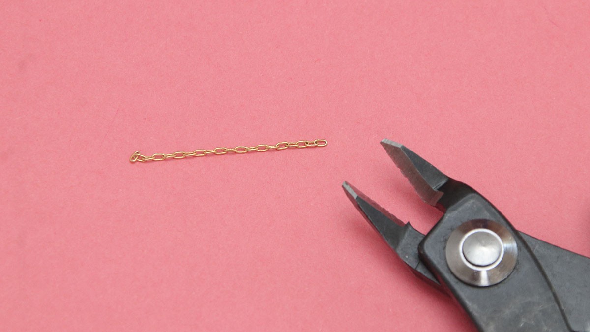 Créoles multi breloques avec pierres naturelles : Etape 7