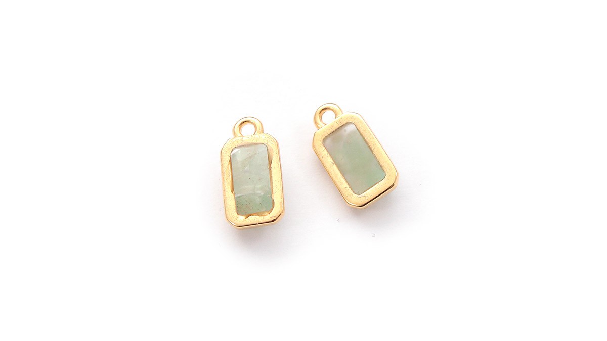 Boucles d'oreilles en résine avec éclats de pierre et de verre concassé : Etape 2