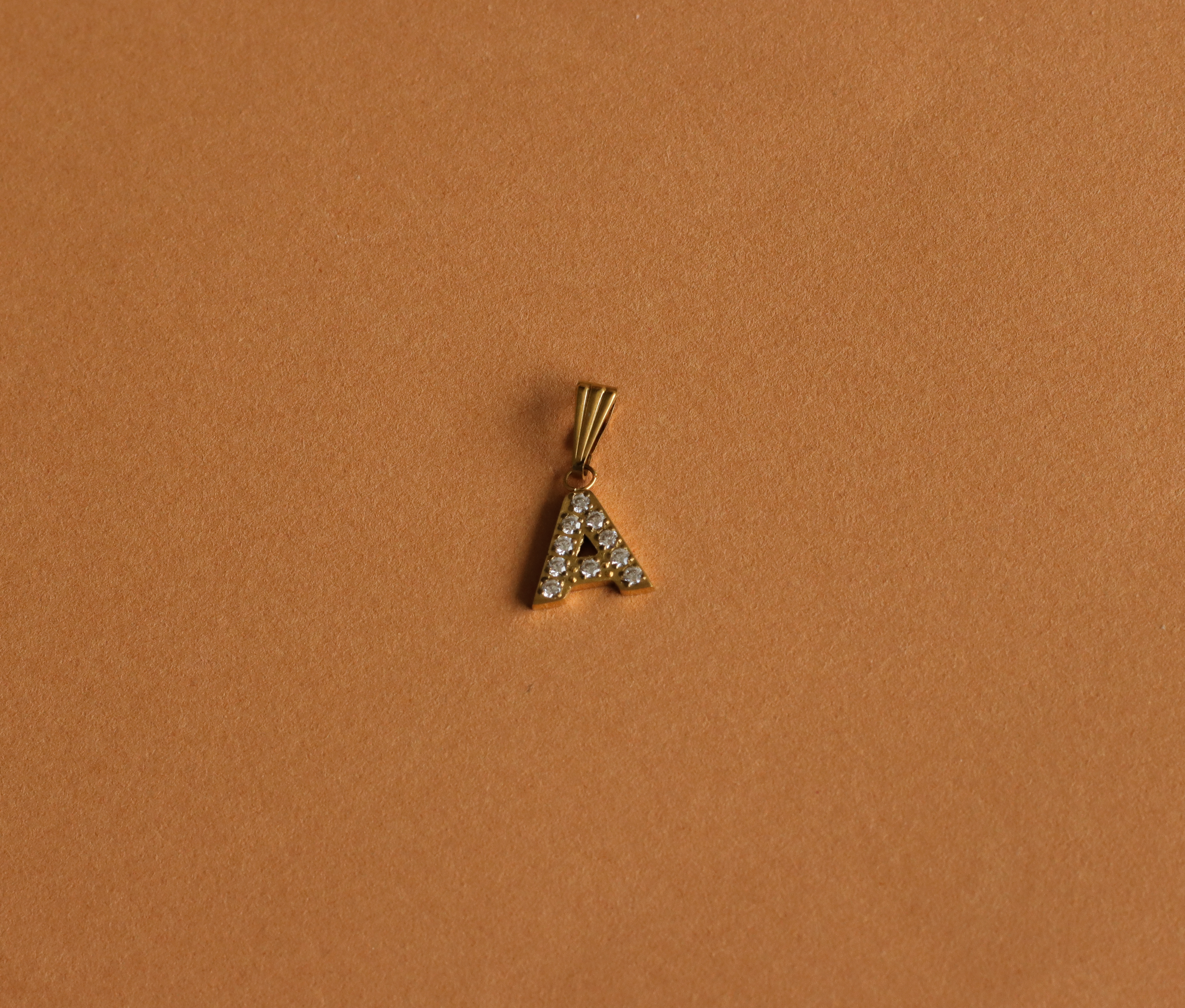 Colliers avec pierres naturelles et breloque lettre : Etape 13 Colliers avec pierres naturelles et breloque lettre : Etape 13