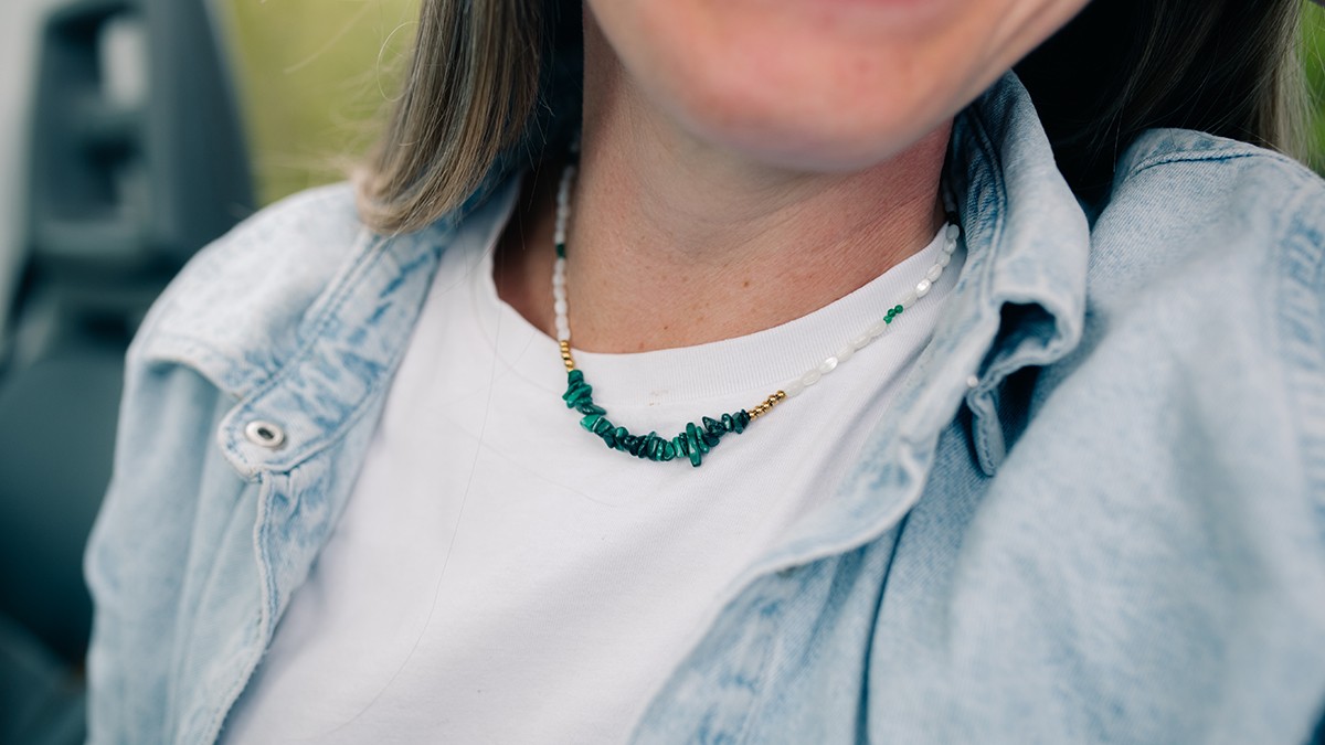 Schéma Collier de perles chips et nacrés