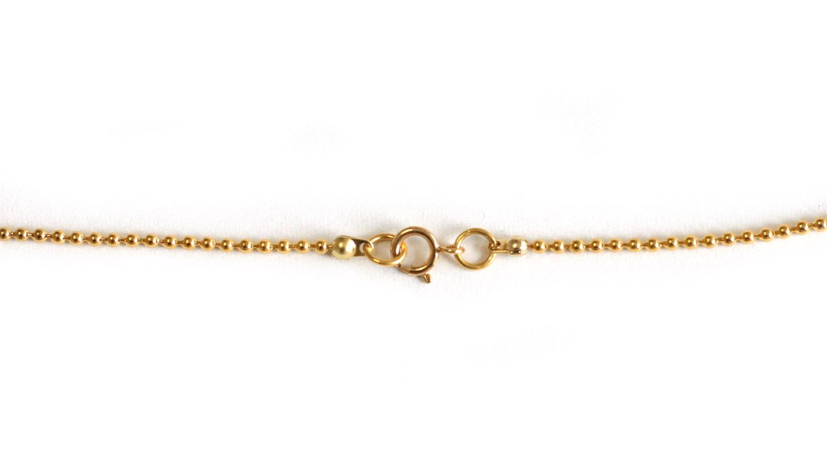 Colliers en pierres naturelles et nacre : Etape 3