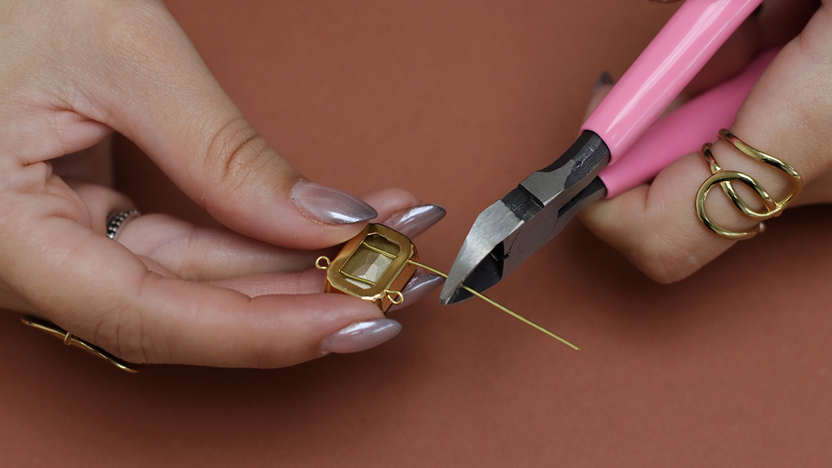 Bracelet vintage double maillons avec cristal serti Aurora : Etape 4