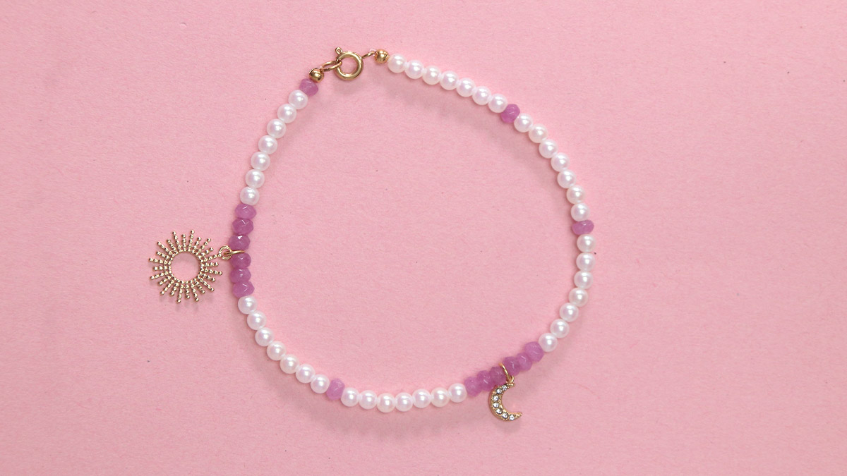 Bracelet de cheville pour les fêtes en perles nacrées : Etape 3