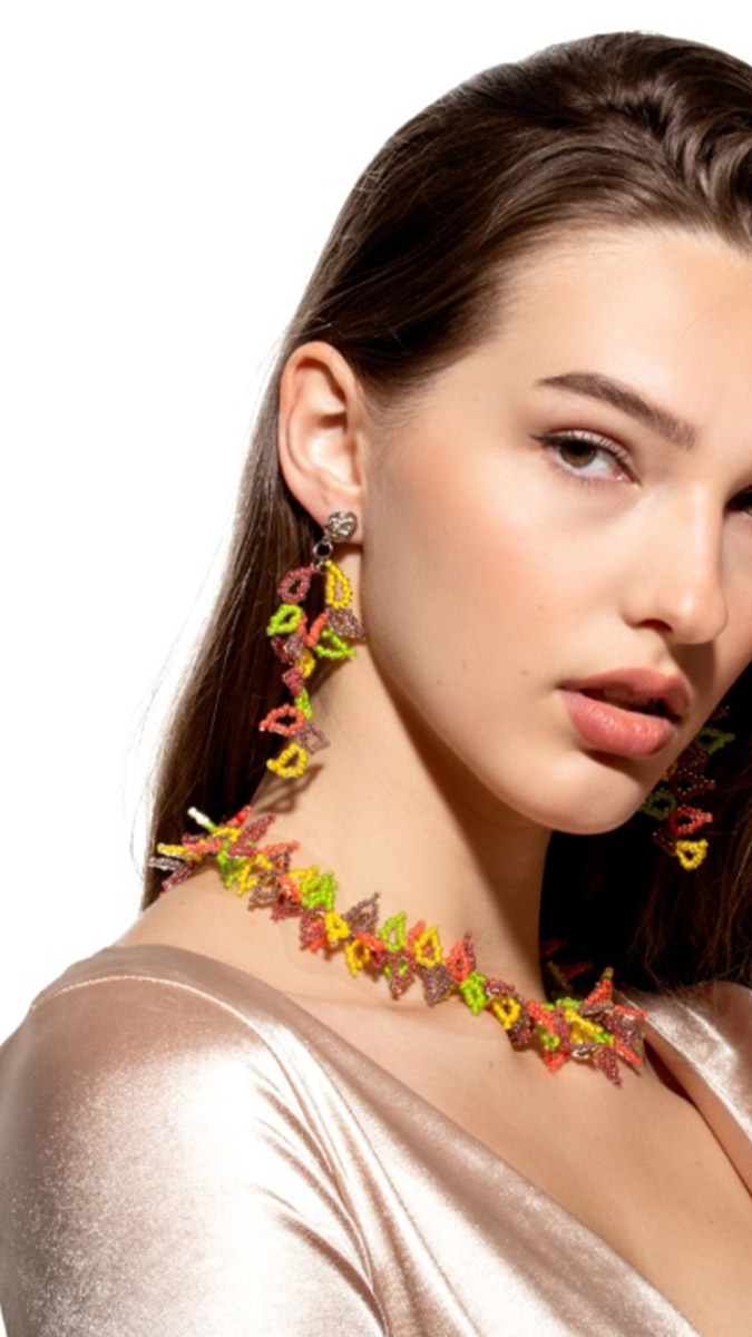 Schéma Collier feuilles en perles de rocailles Schéma Collier feuilles en perles de rocailles