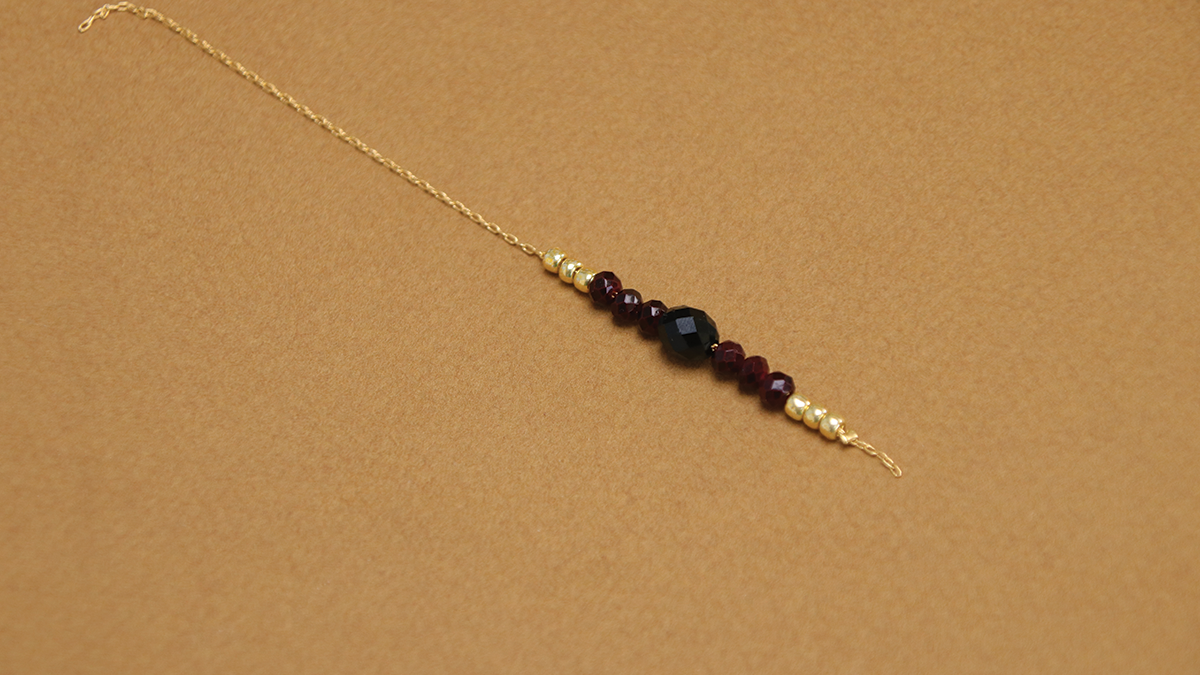 Boucles d'oreilles pendantes pour les fêtes : Etape 2